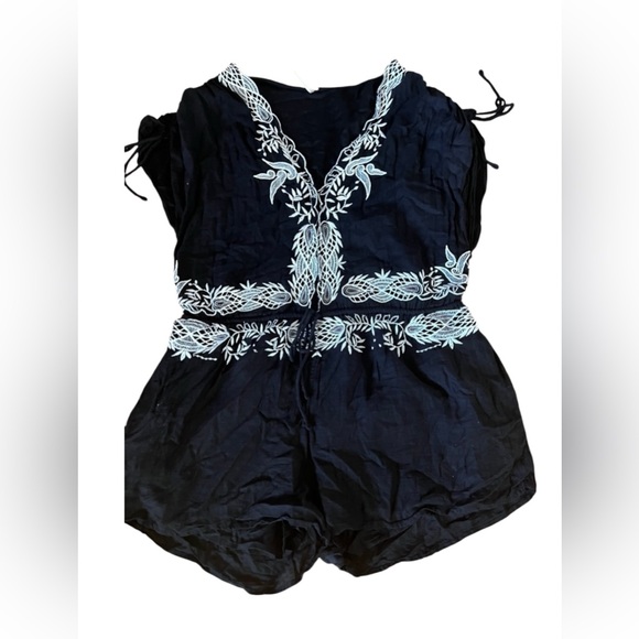 Free People Weila Romper Embroidered Tie Short Sleeve Pockets Black Small - Picture 13 of 14